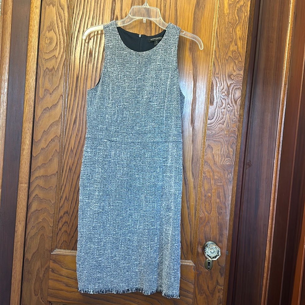 Banana republic sleeveless work dress